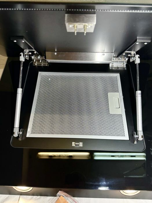 Вытяжка кухонная Klarstein Aurica 60см! Из Германии!