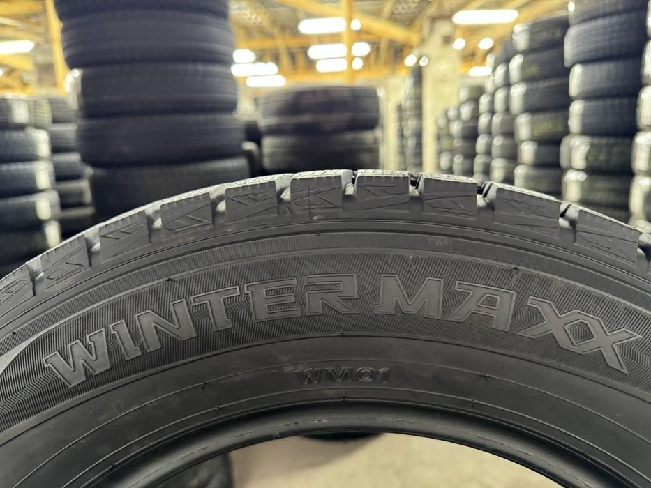 Dunlop Winter Maxx WM01 215/65 R16 — арктична зимова гума б/у, від 1 шт