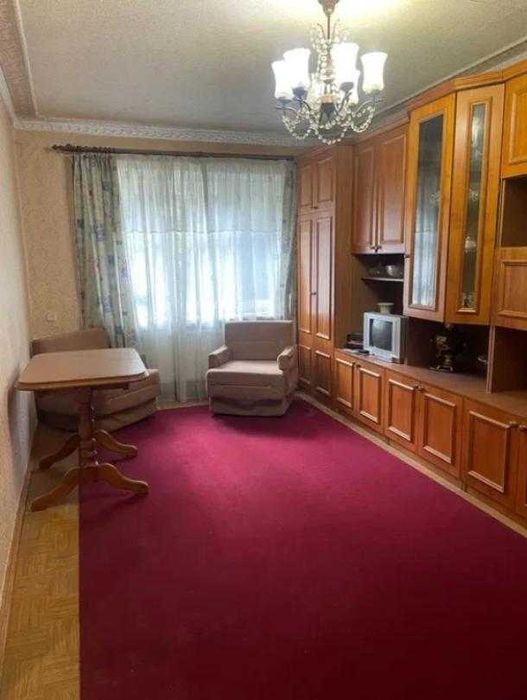 Продам 1 ком Центр