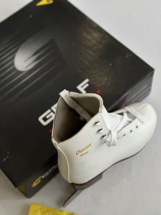 Дитячі коньки GRAF нові