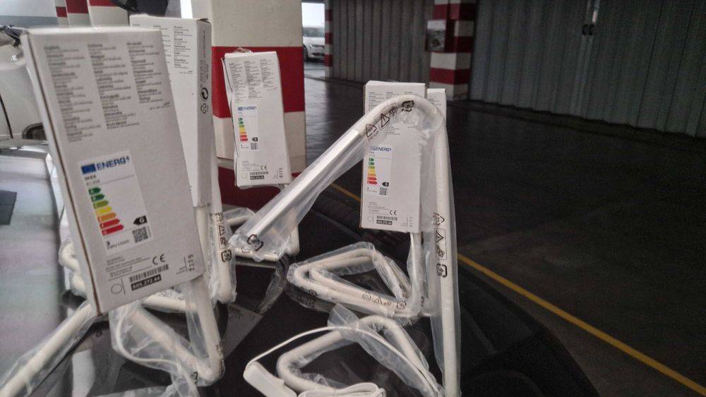 12 Candeeiros LED Harte Novos