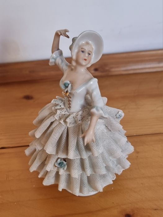 Figurka Unterweissbach porcelana niemiecka