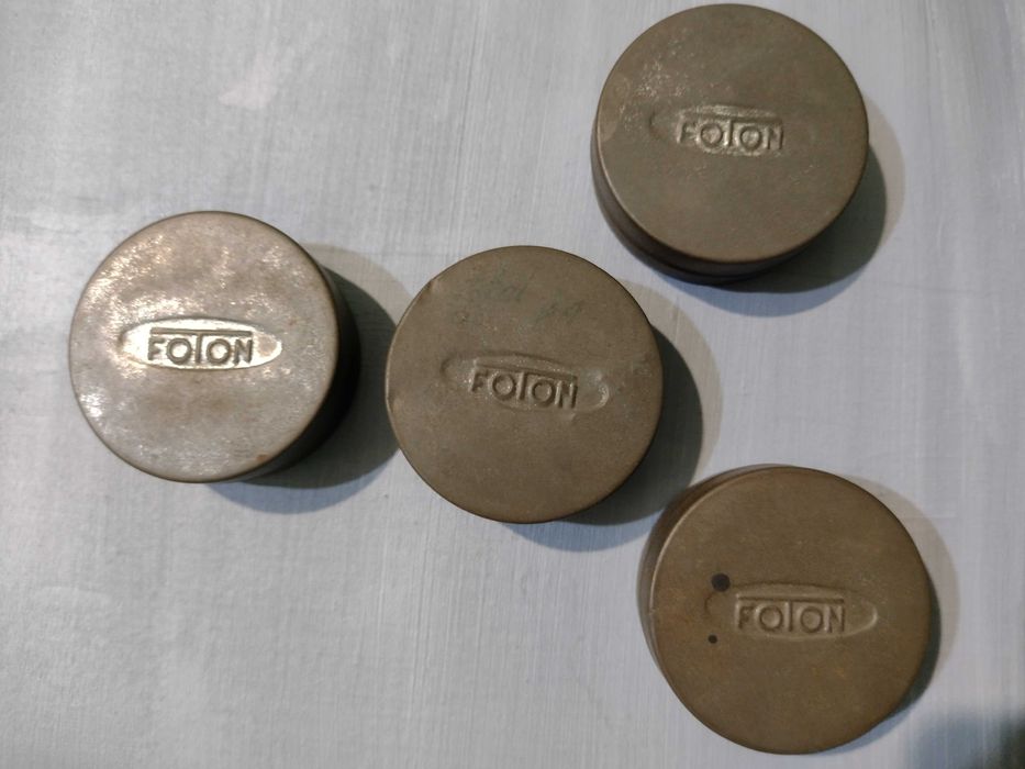 Stara puszka metalowa "Foton" po negatywie 4 szt.