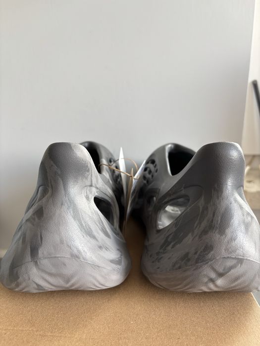 Buty Klapki Adidas Yeezy Foam RNNR Mx Granite 47