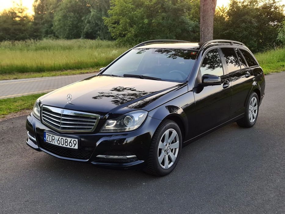 Mercedes-Benz Klasa C MERCEDES KLASA C 1.6CGI 156KM Automat Bi-Xenon ILS LED Salon PL