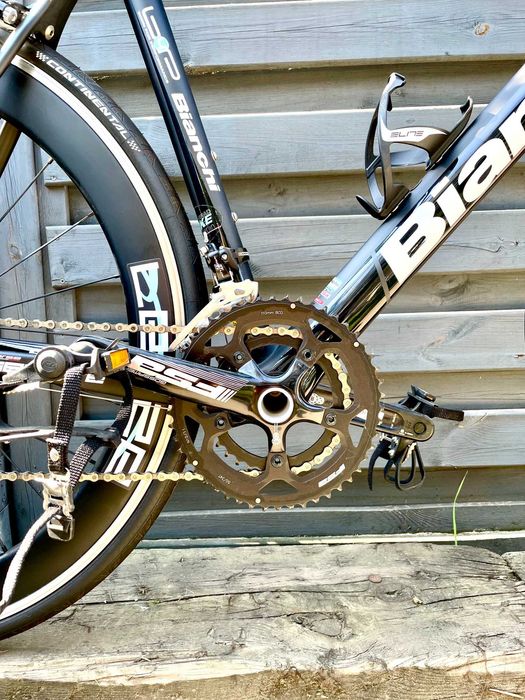 rower Bianchi Infinito Carbon – Campagnolo Athena 11s