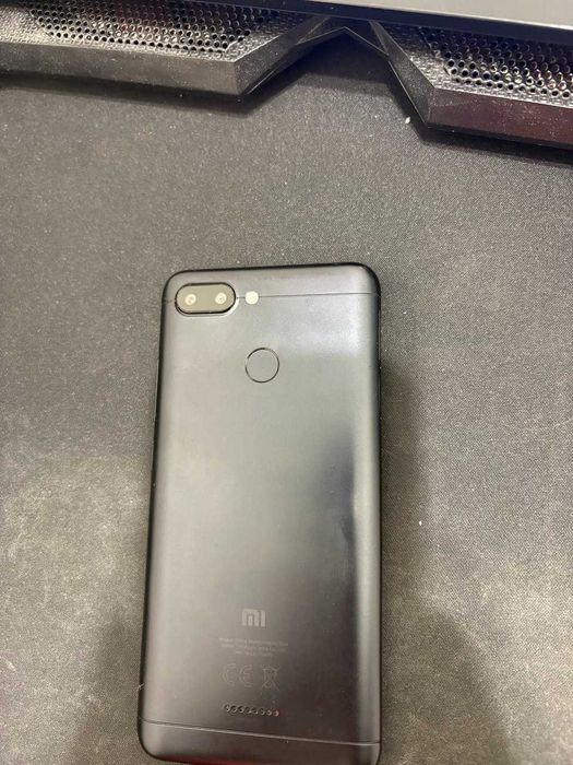продам Xiaomi Redmi 6 4/64GB Black в хорошому стані