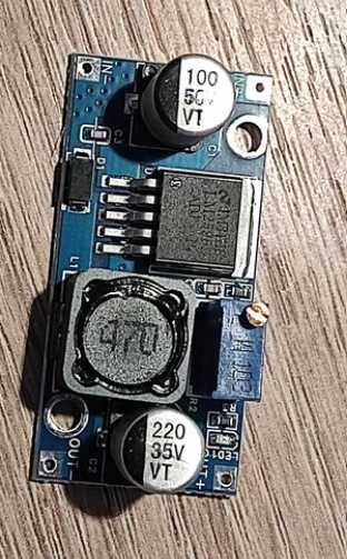 Przetwornica 4szt step-down LM2596S woltomierz 4.5-38V
