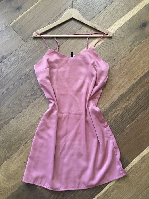 Sukienka H&M bieliźniana r.40 lato pudrowy róż