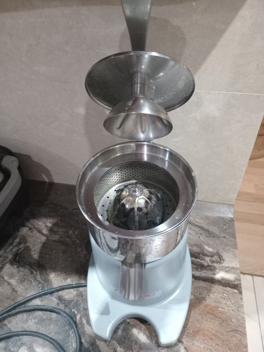 Соковыжималка EQUIPE Фрешница для цитрусовых