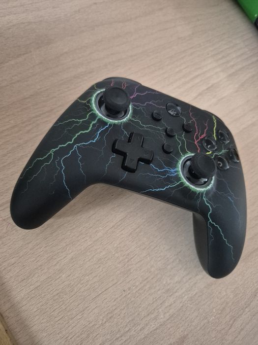 Бездротовий геймпад.