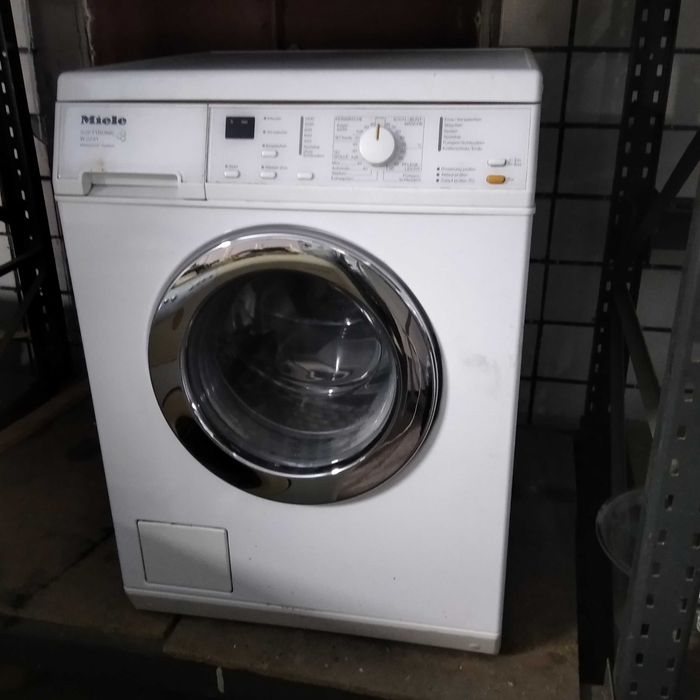 Пральна машинка Miele Softtronic