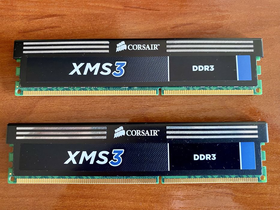 Оперативная память 2 x 4GB Corsair XMS3 DDR3 1600 Mhz