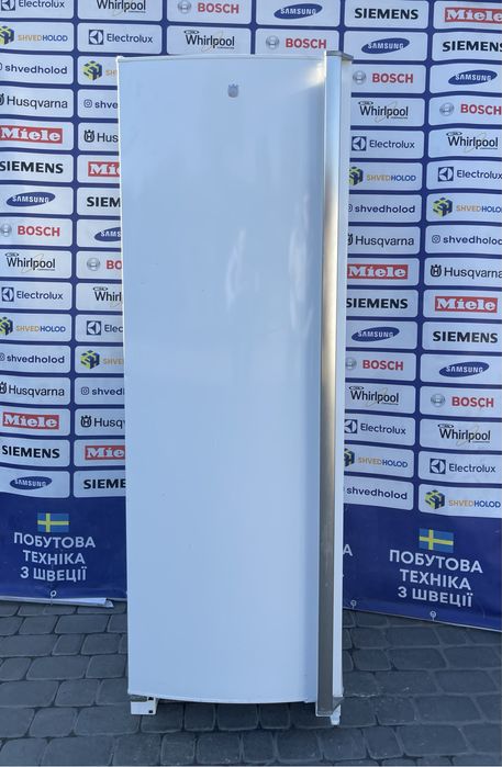 Морозильна камера б/в Husqvarna No Frost #06815 180 см/обʼєм 251л
