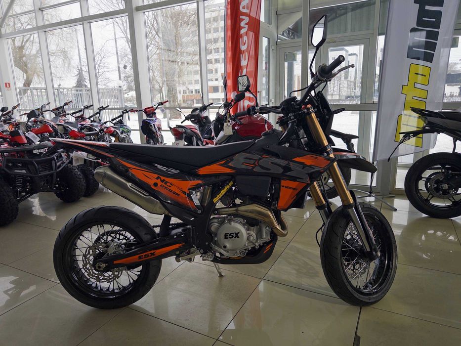 Мотоцикл ESX NC250 SM