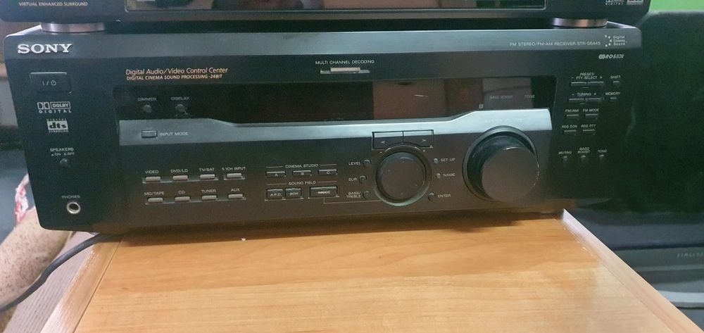 Elementy dużej wieży sony