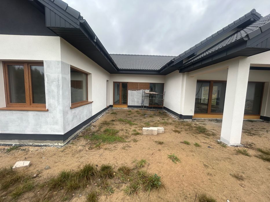 Dom jednorodzinny wolnostojący parterowy