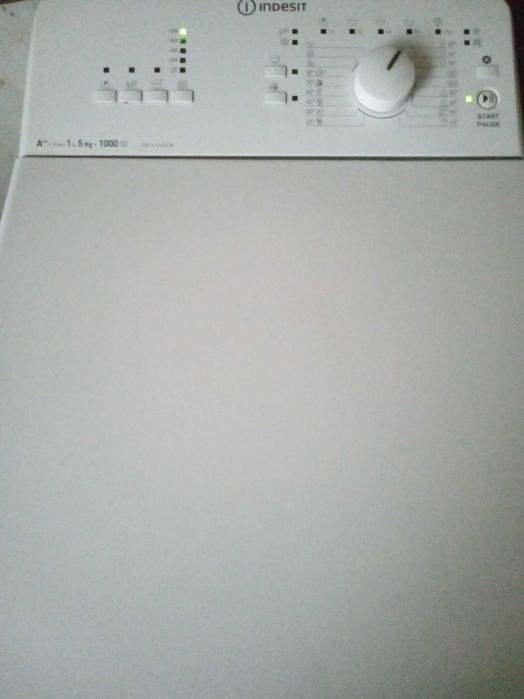 Pralka Indesit 5kg 1000 Obrotów stan bdb