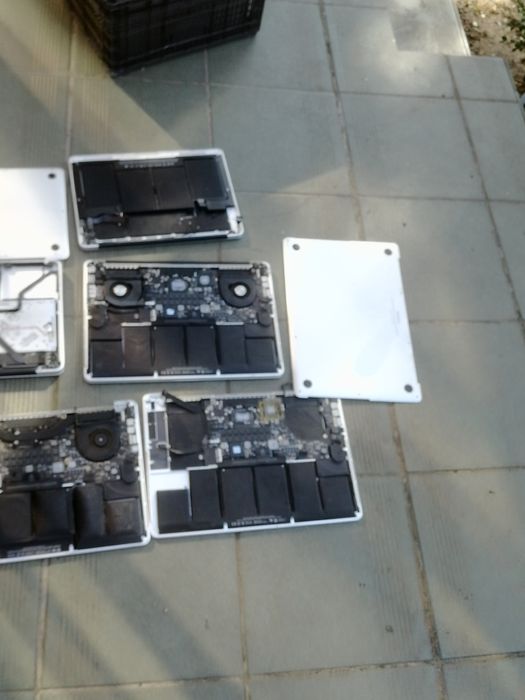 Apple macbook laptopy  części akcesoria  wysylka