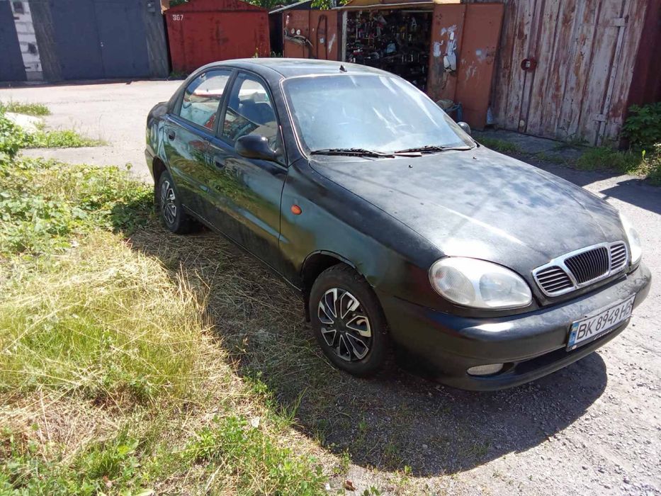Продам автомобіль Lanos