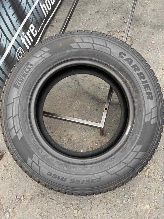 Шини  нові 235/65 R16C Pirelli зима 2025 рік