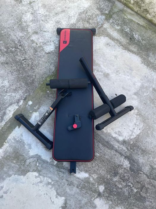 Banco de Musculação Domyos Bench 100 – Decathlon (c/ apoio de pernas)