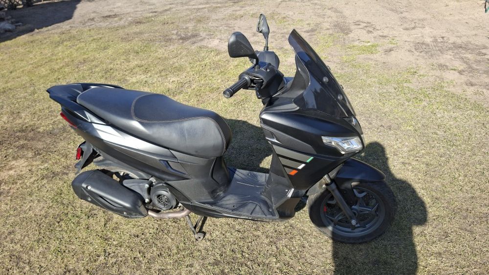 Sprzedam Aprilia sxr50