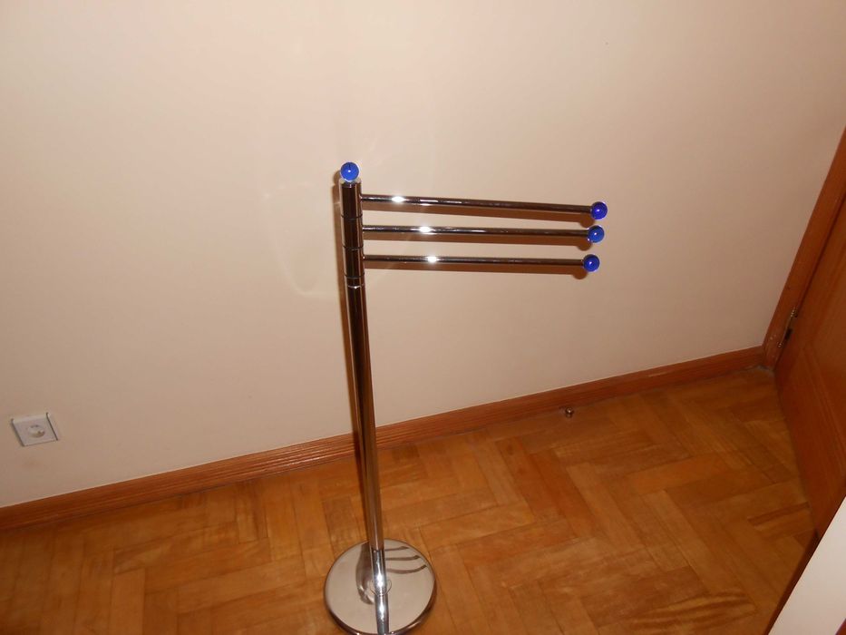 New Bathroom Towel Rack