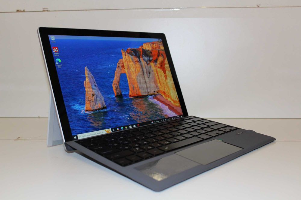 Microsoft Surface Pro 7+ LTE Intel i5-1135G7 12.3" IPS 16/256GB