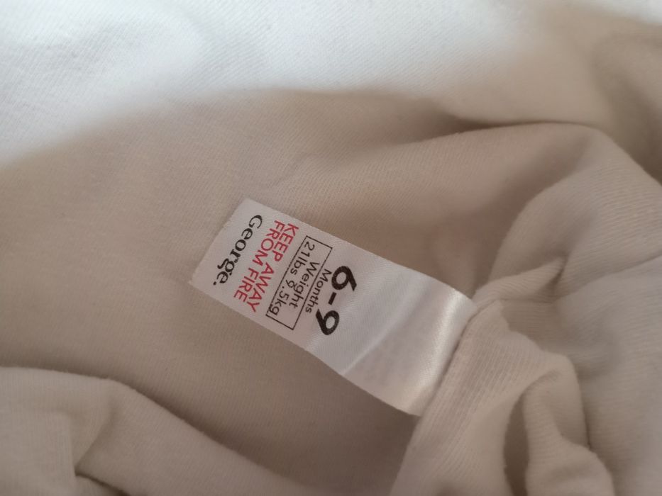 Чоловічок фірми George 74розмір