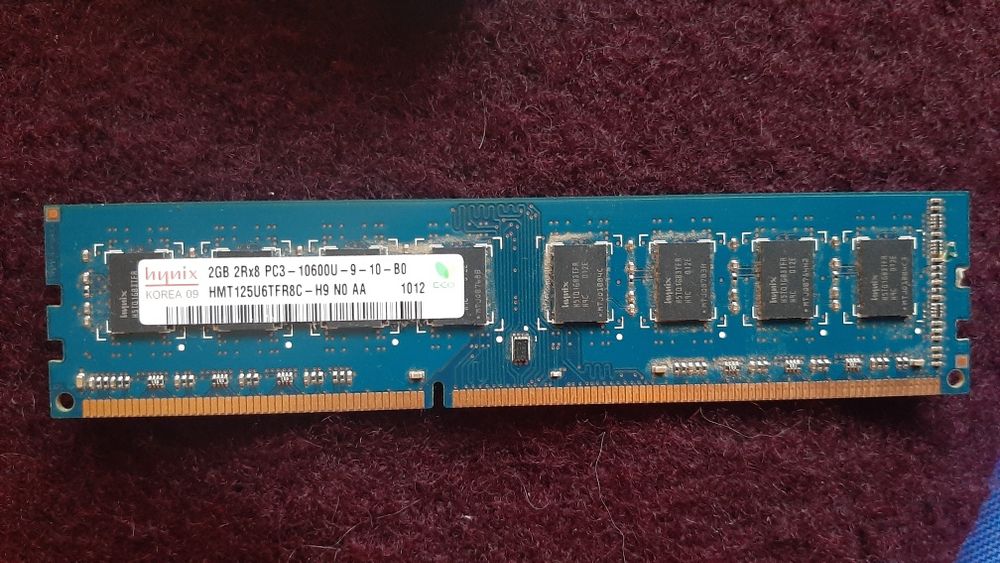Оперативная память для ПК DIMM DDR3 2GB 1333MHz pc-10600  2 штуки