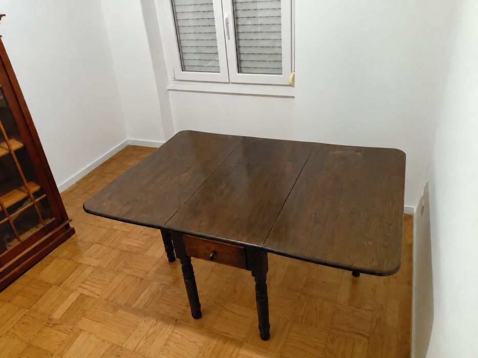 Mesa de abas antiga