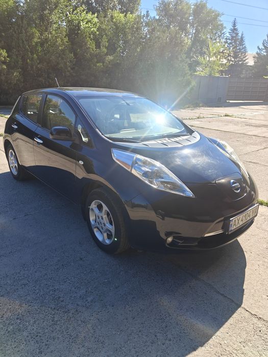 Nissan leaf 2012. Батарея 40 кВт.