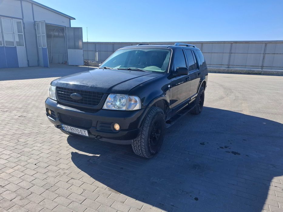 Автомобіль Ford Explorer