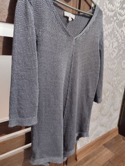 Продам жіночий светр