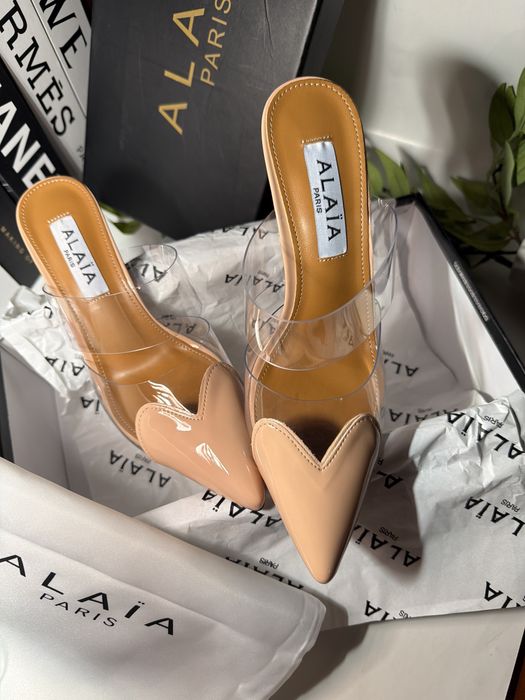 Туфлі сердечки Alaia
