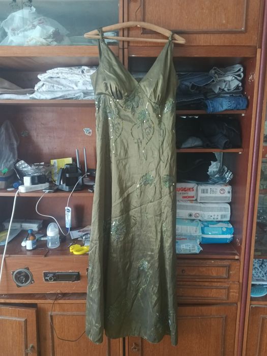 продам платья в хорошому стани