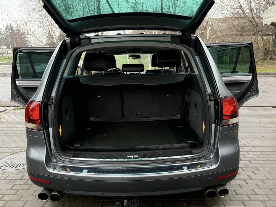 Продам Volkswagen Touareg 3.0 D