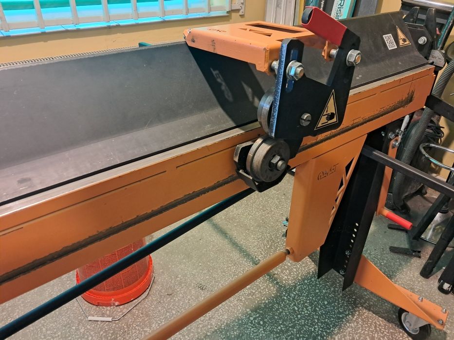 Zaginarka/Giętarka do blachy OLMET