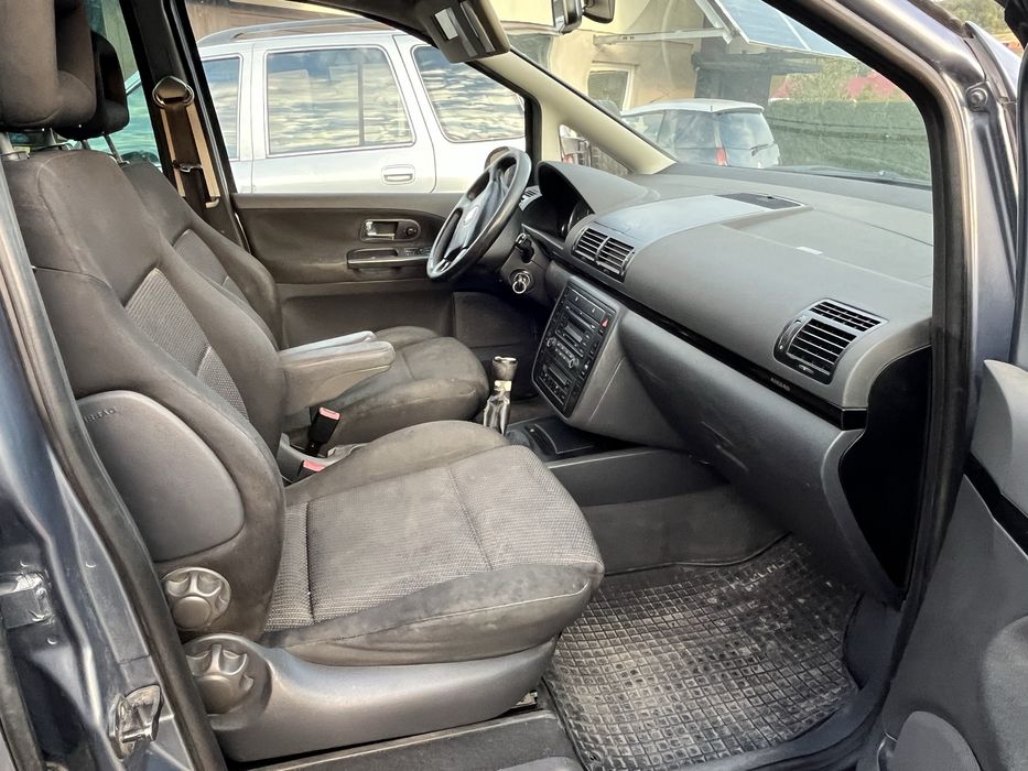 Seat Alhambra jak Sharan 4x4 1.9d, 7 osob, hak 2000kg