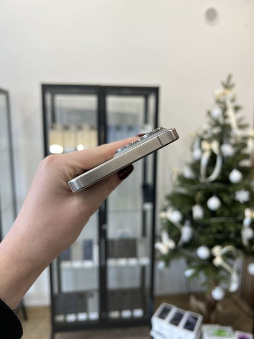 Telefon iPhone 15 PRO MAX 256Gb Szary Apple Gwarancja iTrade