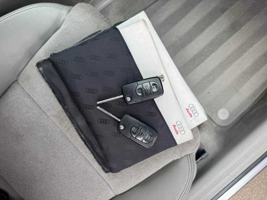 Audi A2 2.0TDi Nacional selo antigo