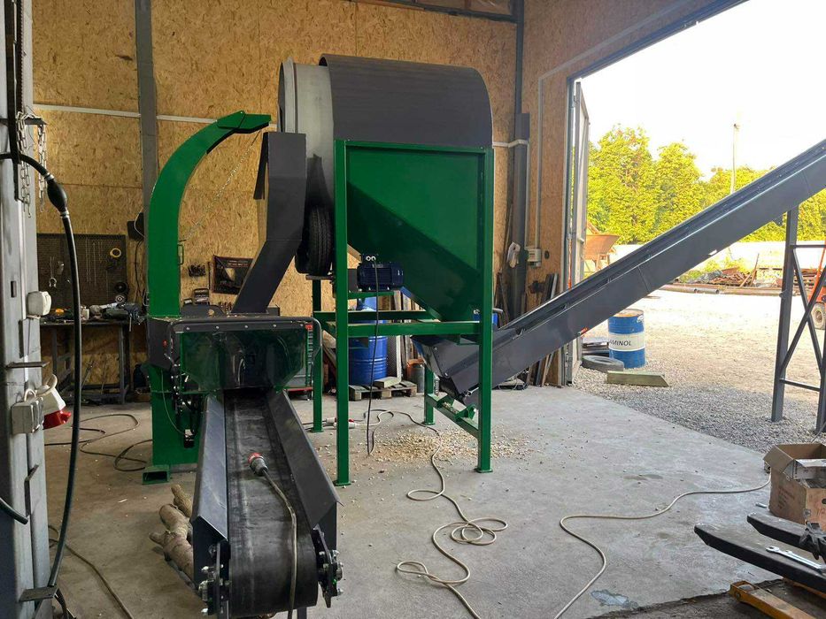 Подрібнювач деревини з калібрувальним ситом. Щепоріз з калібратором.