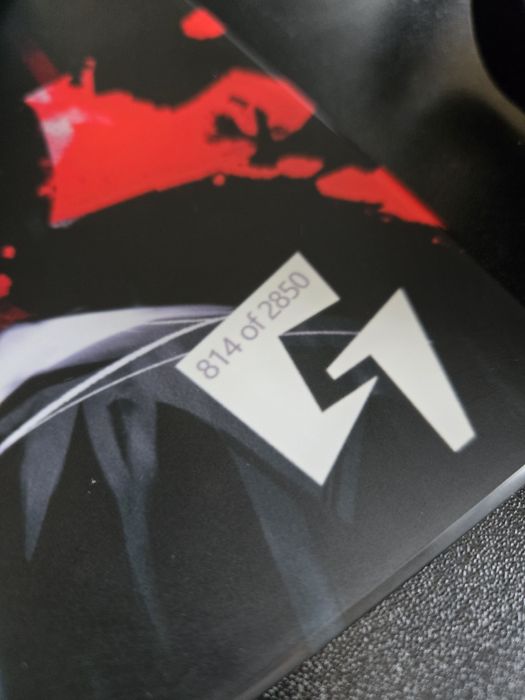 Скляний килимок Glsswrks Hana (Limited Edition)