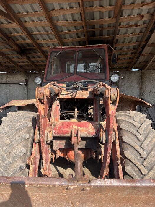 Продам трактор Т156