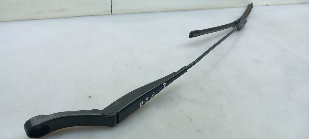 Haste / braço de escova limpa vidros frente esquerda PEUGEOT 308 II