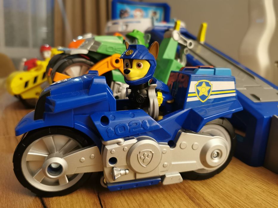 Psi Patrol. Moto Pieski.