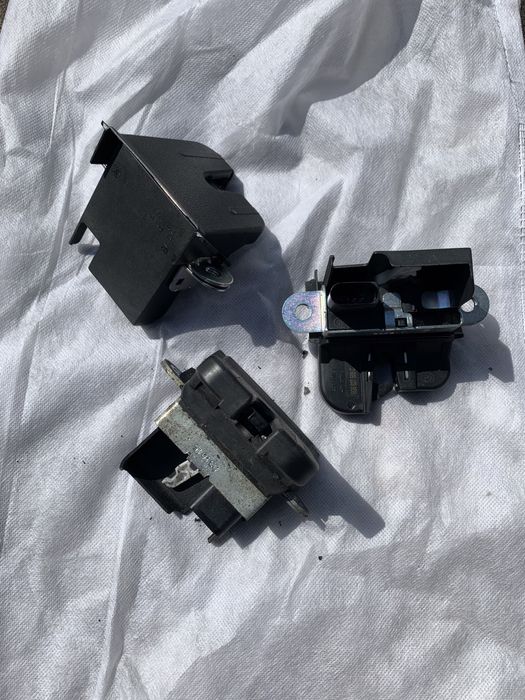 замок багажника гольф 7,6 ауди шкода, / разборка ауди а 3 гольф 7 пасс