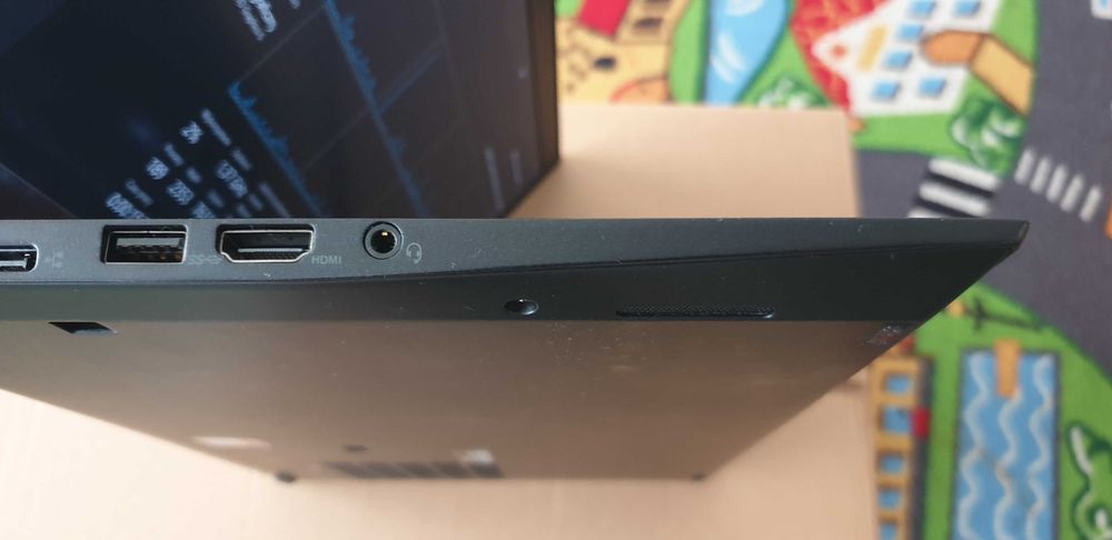 Biznesowy Metalowy Lenovo ThinkPad T490s intel Core 8th gen 16GB 512GB OFFICE 2021 bateria 89%, LTE