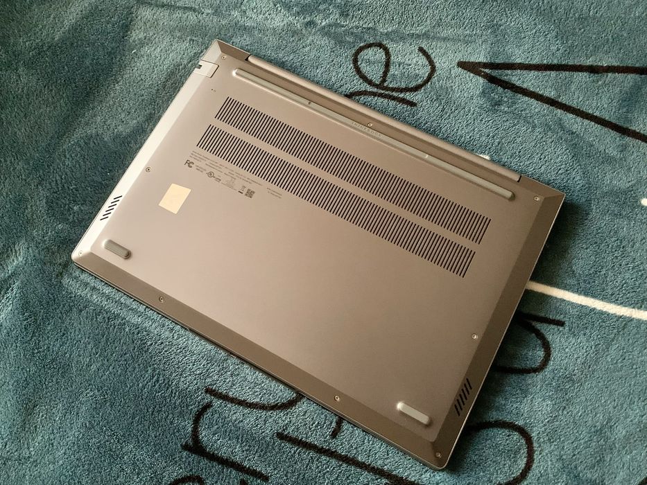 Як новий Lenovo ThinkBook 14 G7 2025 рік AMD Ryzen 5 7535hs